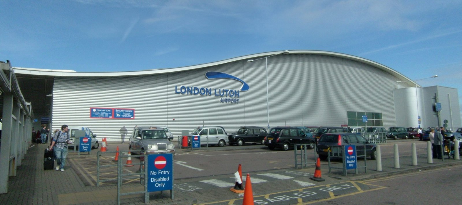 Best Way Fom London Luton Airport to Central London: Fast & Economic