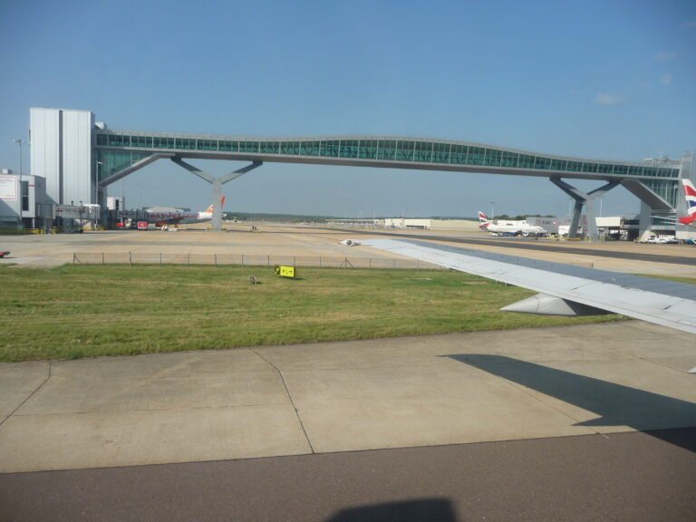 Best way from Gatwick to London