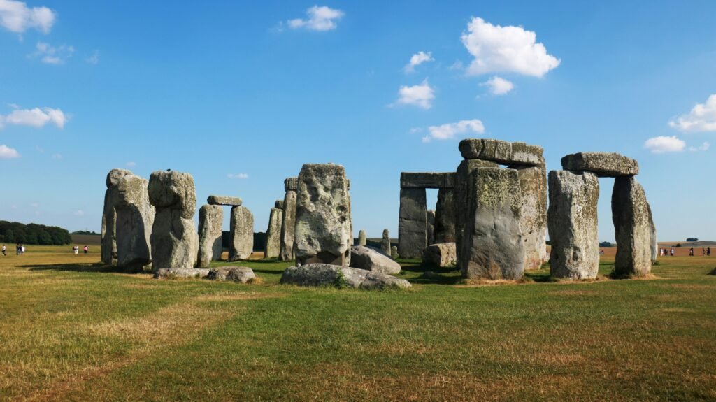 10 Must-Do Day Trips from London